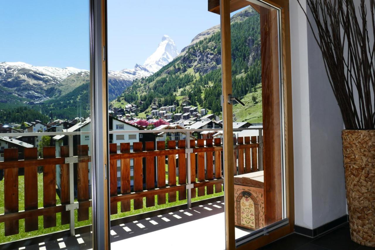 Luxury Chalets & Apartments By Mountain Exposure Церматт Номер фото